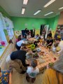 Vystoupení a výroba dárku pro maminky - třída Motýlků - Želeč